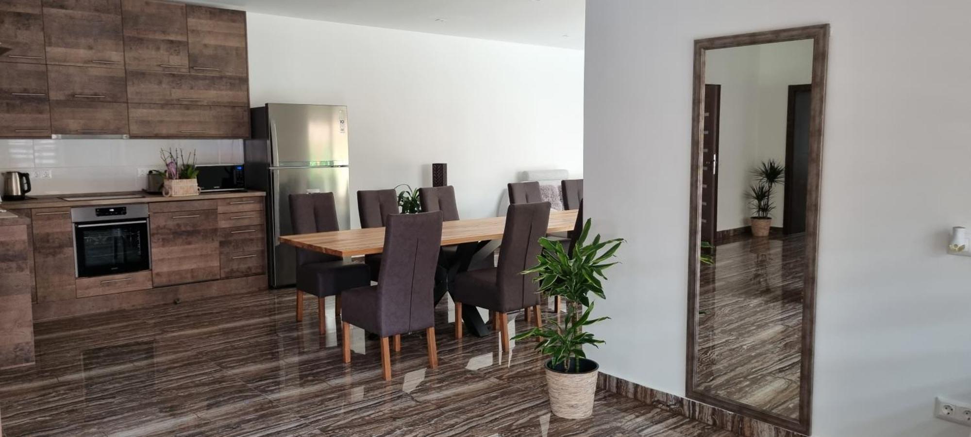Hos Vendeghaz Miskolc -Oenallo Vendeghaz, Mely Csak Az Oenoeke Dış mekan fotoğraf